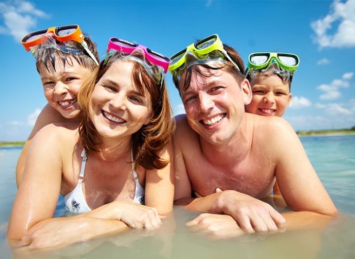 Pêcher en famille pendant les vacances d’été