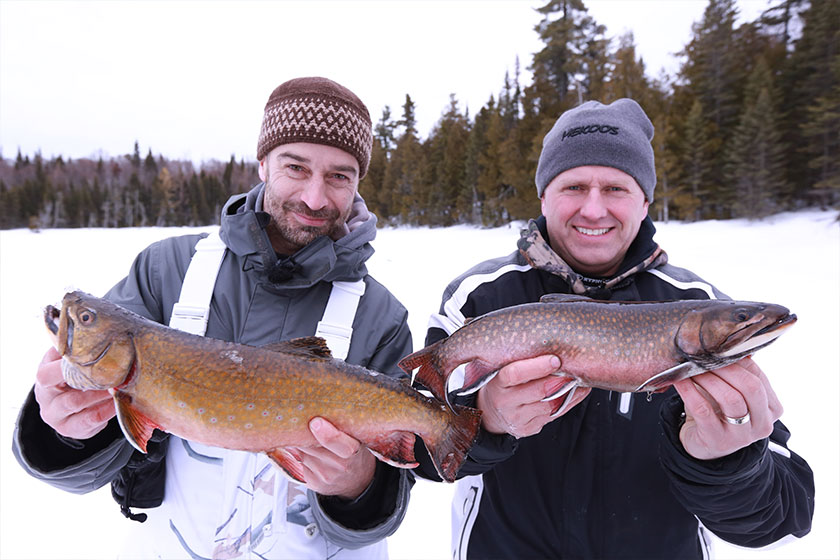 Winter ice fishing, another activity you can try at Pourvoirie Mekoos