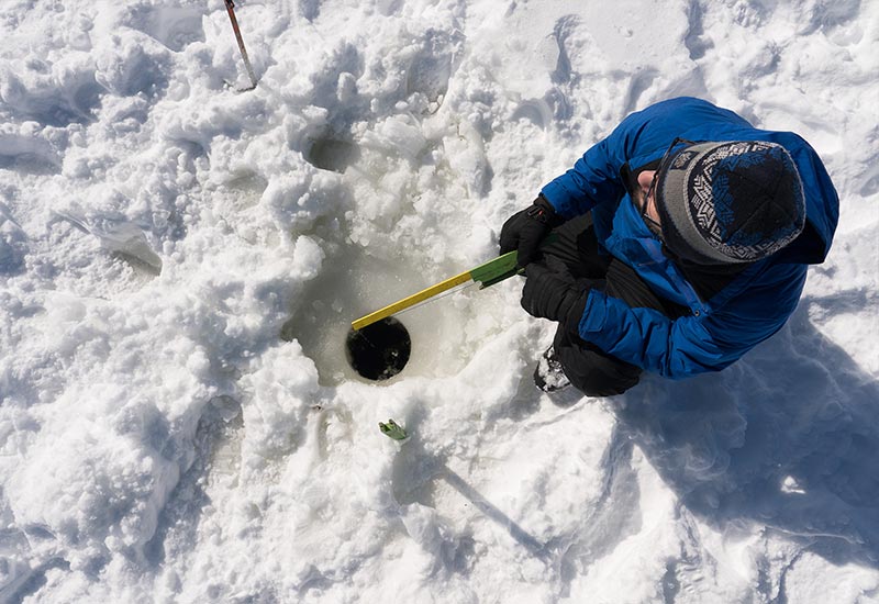 Pourvoirie Mekoos - Journée unique avec la pêche sur la glace!